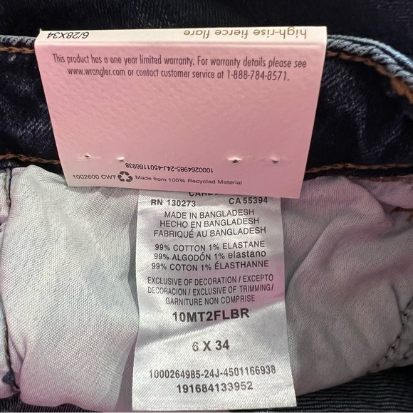 Wrangler Women’s High Rise Fierce Flare Jeans 6 28 NWT - Picture 6 of 7